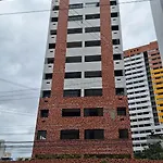 New Point Meireles 703